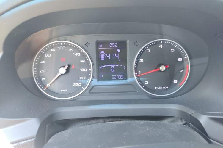 Used Roewe 360 2018 PLUS 1.5L Automatic Luxury Edition Instrument Cluster