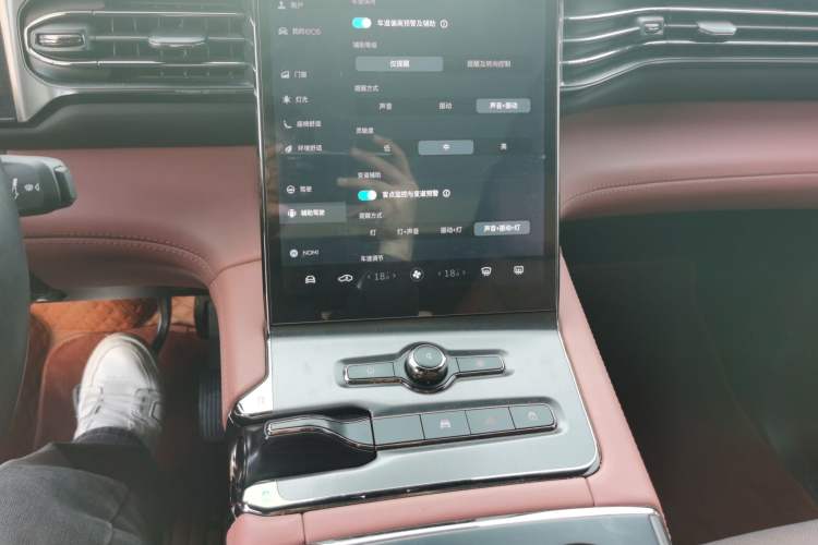 Used Nio EC6 2020 430 km Sport Version Audio And AC Panel