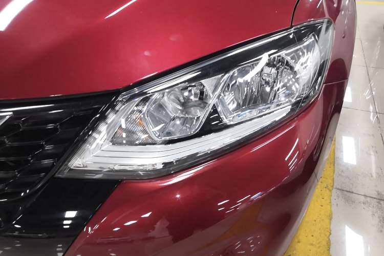 Used Nissan Tiida 2019 1.6L CVT Cool Edition China VI Standard
