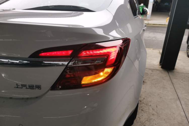 Used Buick Regal 2015 1.6T Leading Technology Model
