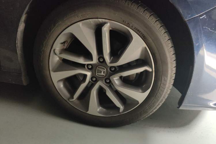 Used Honda Inspire 2019 260TURBO Elegant Edition China VI Emission Standard Right Front Wheel Hub