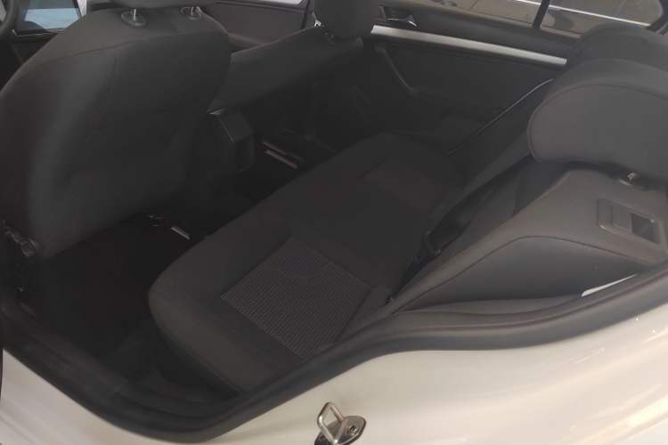 Used Volkswagen Lavida 2018 Classic 1.5L Automatic Fashion Edition China VI Standard