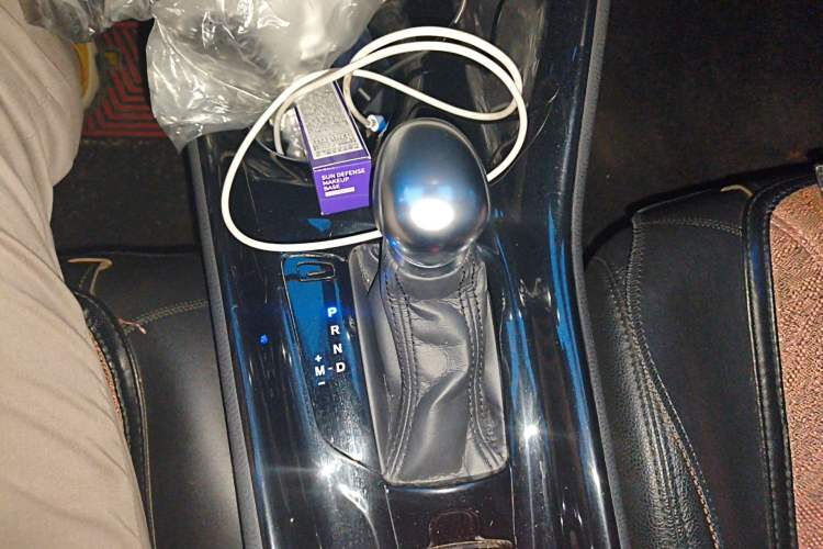 Used Toyota C-HR 2018 2.0L Leading with Sunroof China VI Standard Gear Lever