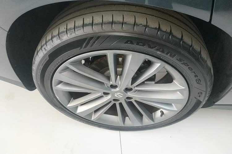 Used Leapmotor C16 2024 Range-Extended 200 Luxury Edition