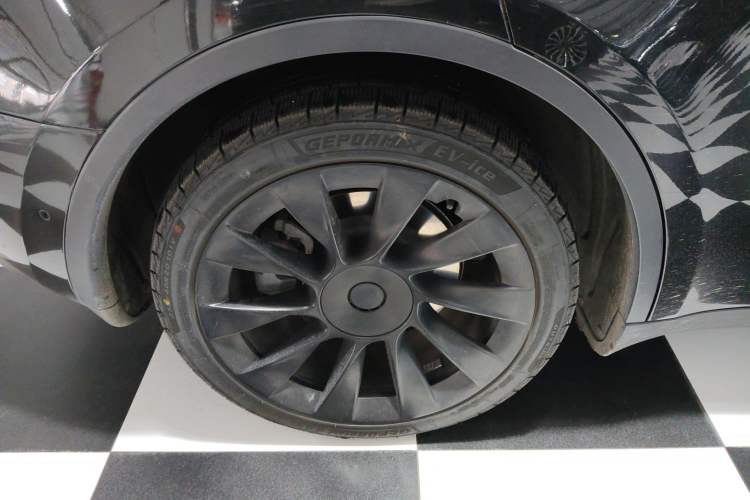 Used Tesla Model Y 2021 Standard Range Rear-Wheel Drive Version