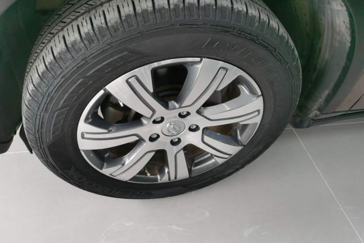 Used GAC Trumpchi GS7 2017 320T Two-Wheel-Drive Luxury Smart Connectivity Model