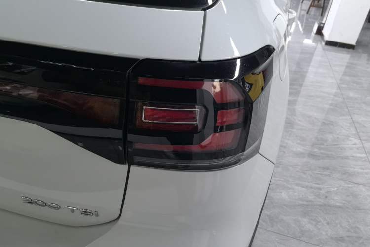 Used Volkswagen Tacqua 2021 200TSI DSG JoyConnect Edition Exterior 3