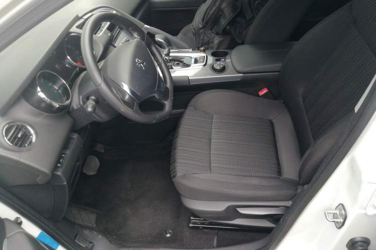 Used Peugeot 3008 2016 1.6THP Automatic Standard Edition