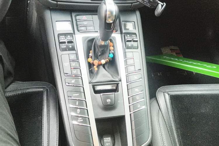 Used Porsche Macan 2021 Macan 2.0T