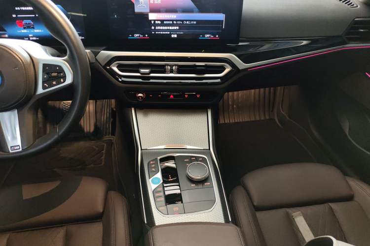 Used BMW i3 2023 eDrive 40 L Midnight Sports Package
