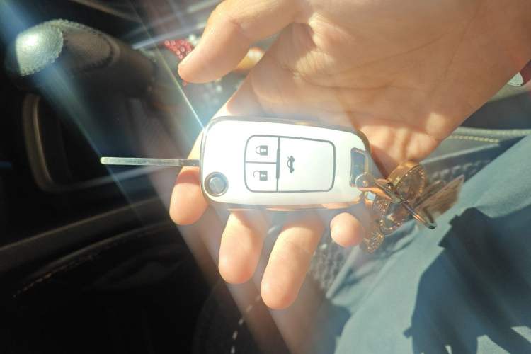 Used Chevrolet Monza 2022 320 Automatic Enjoyment Sunroof Version
