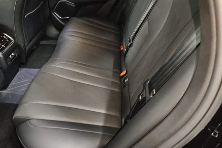 Used Wey Mocha New Energy 2024 Hi4 Four-Wheel Drive Long-Range Version
