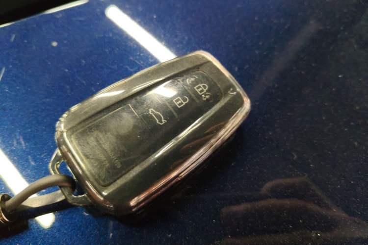 Used Toyota Camry 2023 2.5G Luxury Edition
