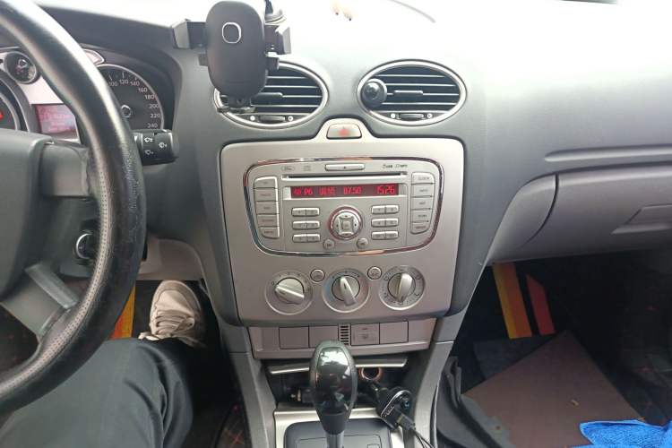 Used Ford Focus 2013 Hatchback Classic 1.8L Automatic Base Model