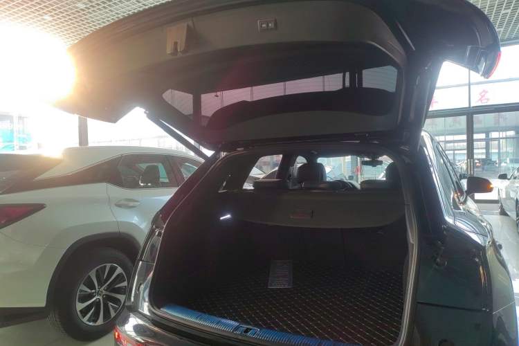 Used Audi Q5L 2025 quattro 45th Anniversary Edition 45 TFSI Luxury Dynamic Model