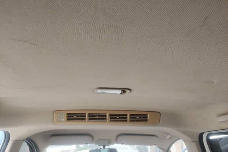 Used Wuling Rongguang V 2016 1.5L Standard Version Headliner