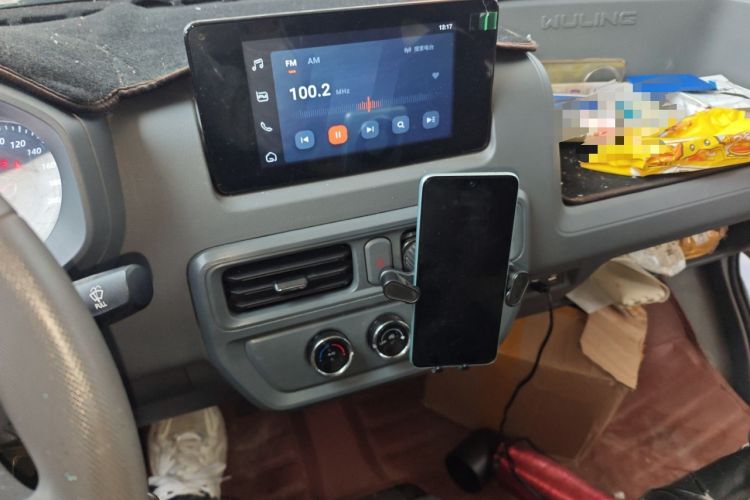 Used Wuling Yangguang 2024 300km Comfort Version with Sealed Windows 60kW
