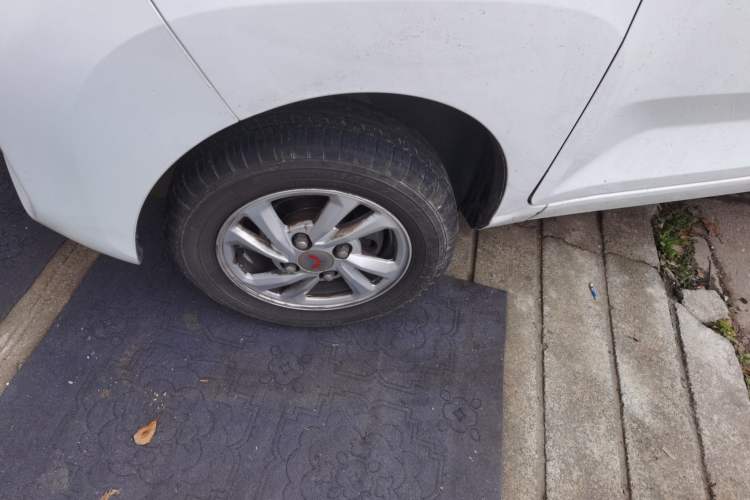 Used Wuling Hongguang MINIEV 2021 Macaron Premium Model – Lithium-NMC Exterior 4