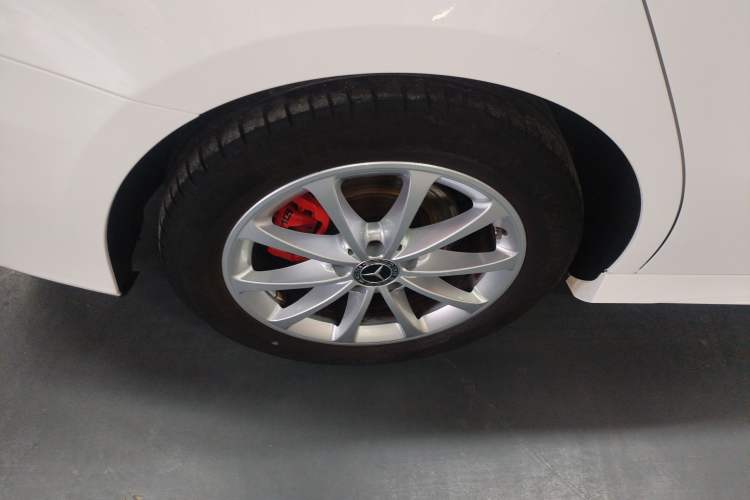 Used Mercedes-Benz A-Class 2020 Restyled A 200 L Sport Sedan Fashion Version
