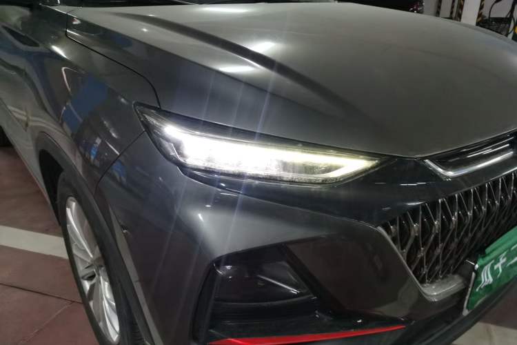Used CHANGAN OSHAN X7 PLUS 2022 1.5T Blue Whale Edition Automatic Prestige Version Right Front Headlight