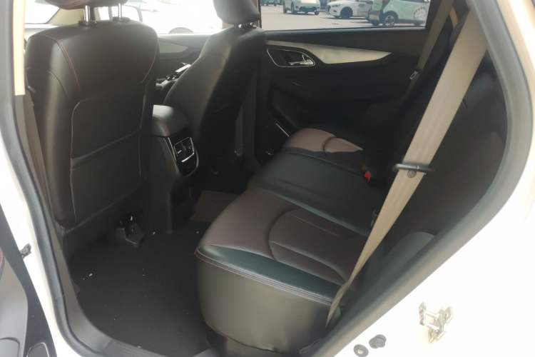 Used Baojun 560 2016 1.8L iAMT Luxury Model Left Rear Seat