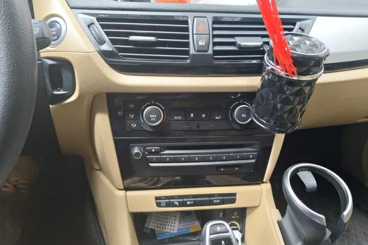 Used BMW X1 2014 sDrive18i Leading Model Audio And AC Panel