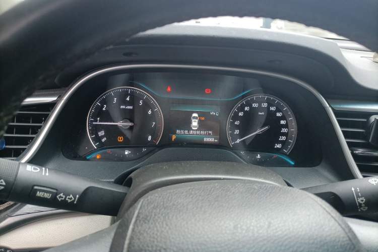 Used Buick GT 2018 15T Dual-Clutch Elite Model China V Standard Instrument Cluster