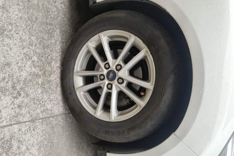 Used Ford Focus 2017 Sedan EcoBoost 180 Automatic Elite Model