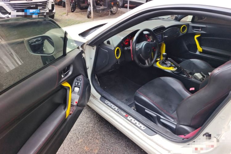 Used Toyota 86 2013 2.0L Automatic Luxury Version Driver Seat