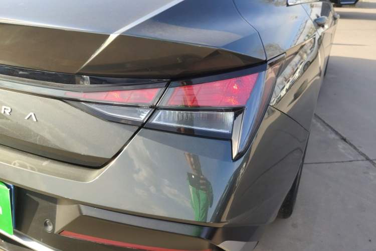 Used Hyundai Elantra 2023 1.5L CVT GLX Elite Edition Exterior 3