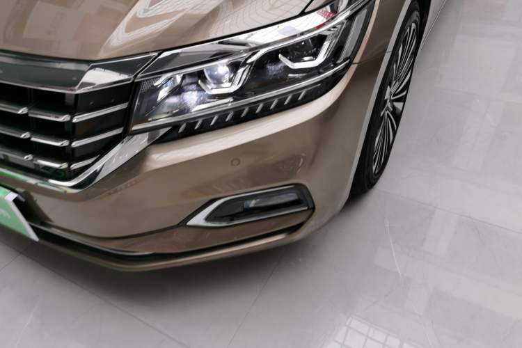 Used Volkswagen Passat 2020 330TSI Luxury Edition China VI