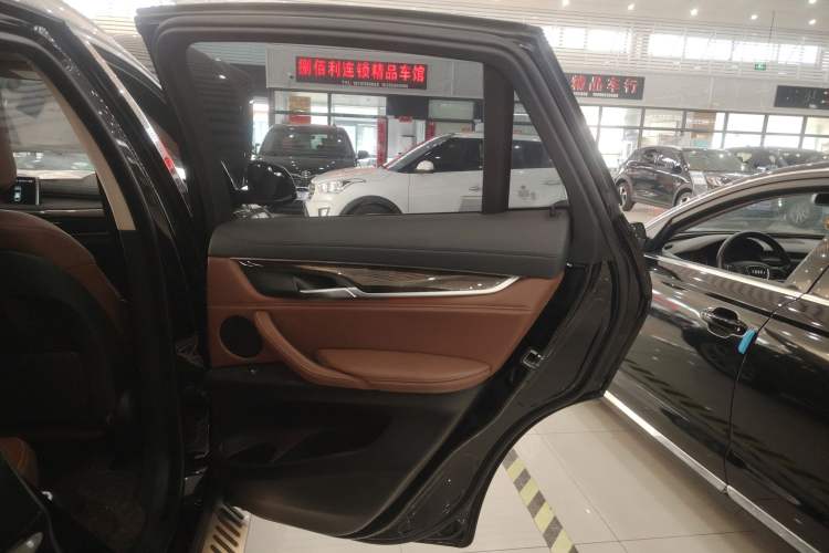 Used BMW X6 2018 xDrive28i