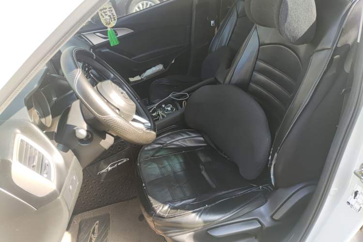 Used Mazda 3 Axela 2019 Cloud-Controlled Version Sedan 1.5L Automatic Luxury Trim China V Standard Left Front Seat