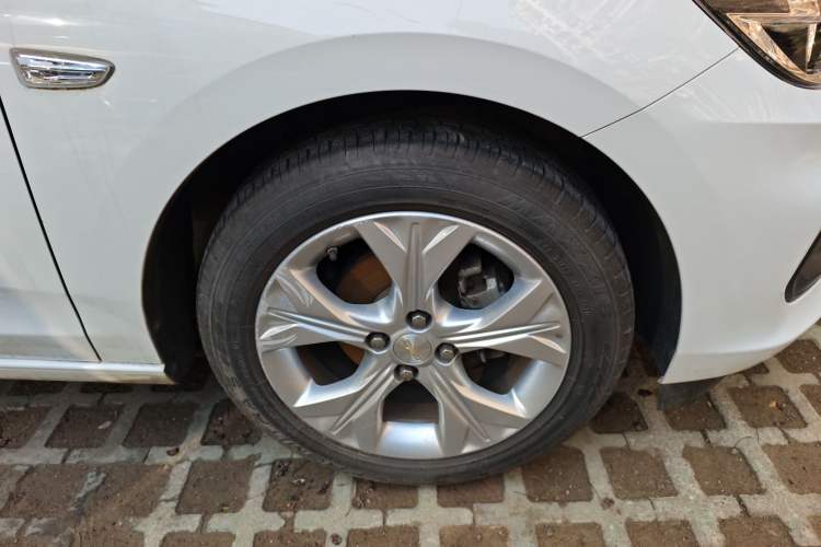 Used Chevrolet Cavalier 2020 325T Automatic Enjoyment Edition