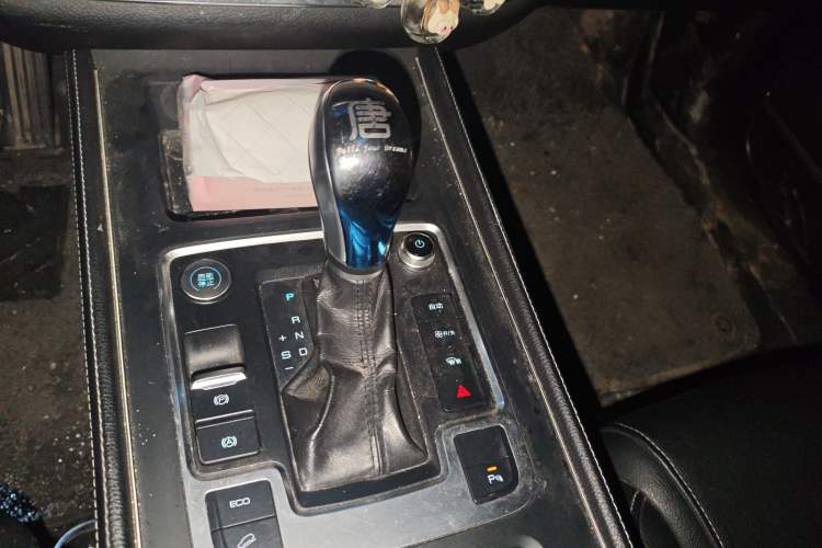 Used BYD Tang 2019 2.0T Automatic SmartConnect Luxury Edition 5 Seats China VI Standard