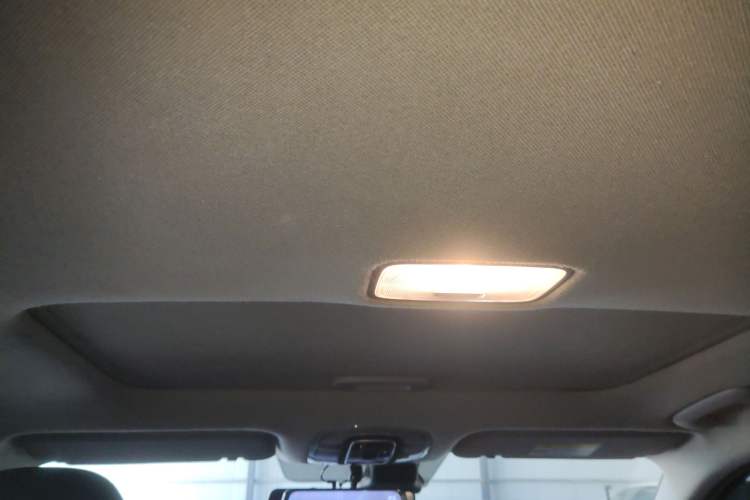 Used Hyundai Elantra 2023 1.5L CVT LUX Prestige Edition
