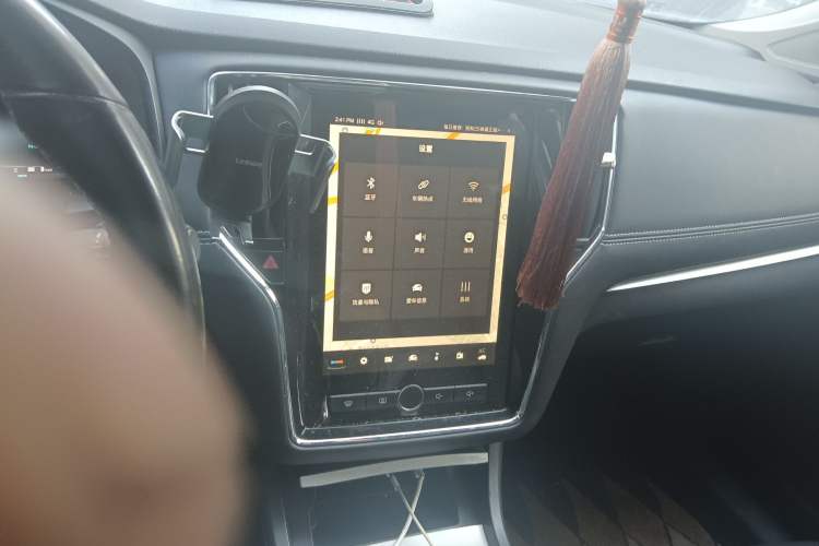 Used Roewe i6 New Energy 2017 45T Hybrid Connect & Smart Enjoyment Edition
