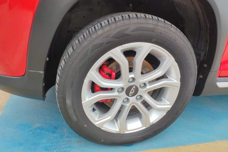 Used Chery Tiggo 3X 2021 Diamond Edition 1.5L CVT 3-Carat Left Front Wheel Hub