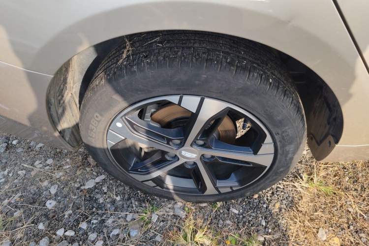 Used Geely Auto Emgrand L 2022 1.4T CVT Flagship Edition
