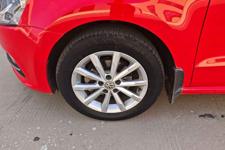 Used Volkswagen Polo 2018 1.5L Automatic Luxury Edition Exterior 4