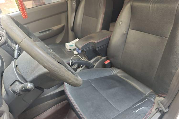 Used Wuling Hongguang 2016 1.5L Restyled S Comfort Version Left Front Seat