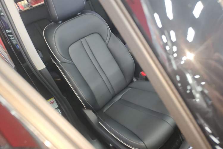 Used Tank 300 2023 City Edition 2.0T—Stylish as Ever