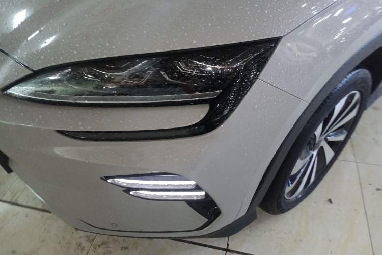 Used BYD Song PLUS New Energy 2024 Honor Edition EV 520km Premium Model
