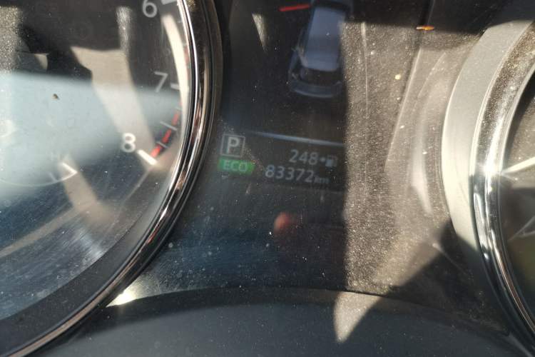 Used Nissan X-Trail 2019 2.0L CVT Smart Connect Comfort Edition 2WD Odometer Close Up