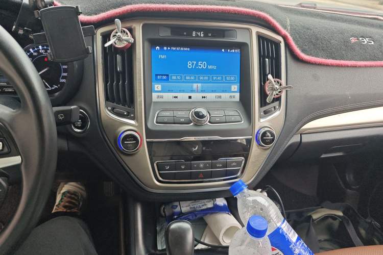 Used CHANGAN CS95 2017 2.0T Two-Wheel Drive Zhitu Edition