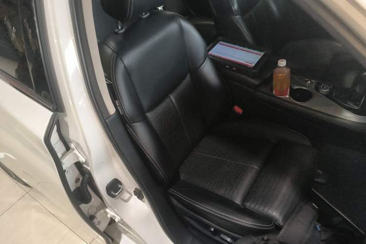 Used Infiniti Q50 2014 3.7L Luxury Sport Edition
