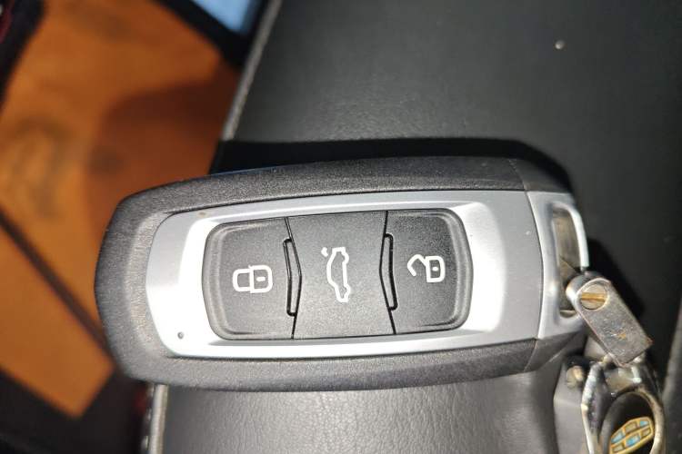 Used Geely Auto Emgrand GS 2018 Sport Edition 1.8L Automatic LingShang Model Interior 1