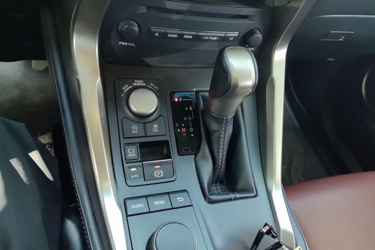 Used Lexus NX 2015 200T All-Wheel-Drive Fēngshàng Edition