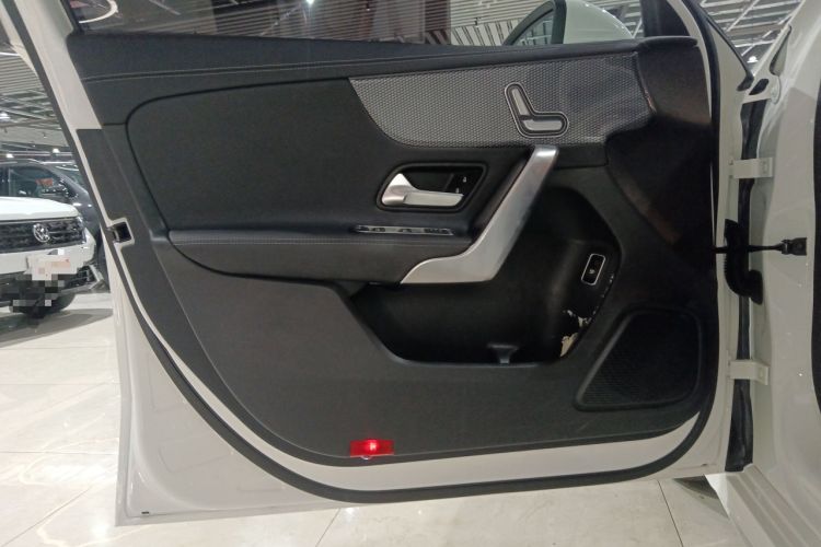 Used Mercedes-Benz A-Class 2021 A 200 L Sport Sedan Fashion Model