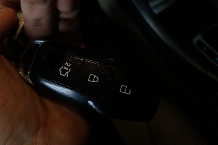 Used Ford Mondeo 2013 2.0L GTDi 200 Fashion Edition Vehicle Key